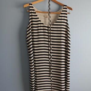 *FINAL PRICE* Black & White Loft dress w/belt